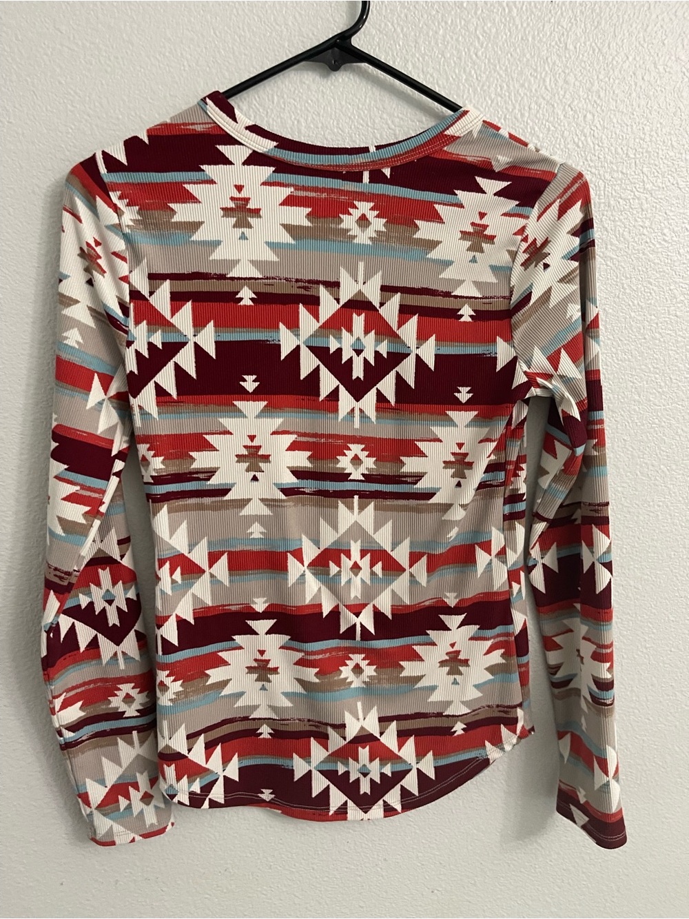No Boundaries Women's Juniors Crewneck Ribbed Aztec Long Sleeve T-Shirt Size M - Picture 7 of 7